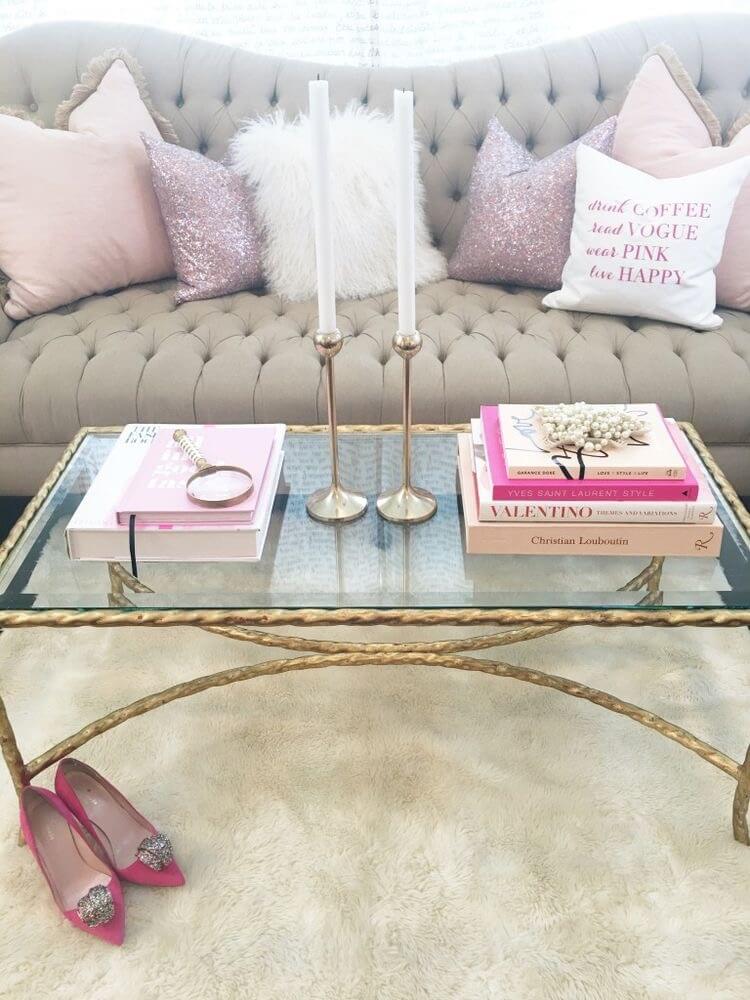 Decorate with Style: 16 Chic Coffee Table Decor Ideas