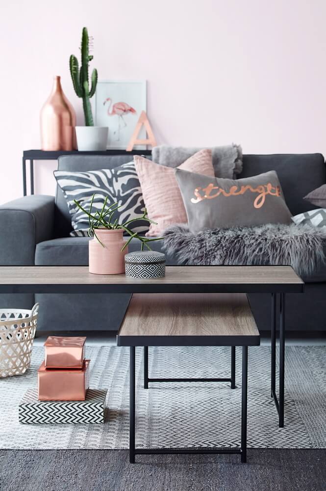 Copper And Blush Home Decor Ideas, How To Decorate A Grey And Blush Pink Living Room Wall