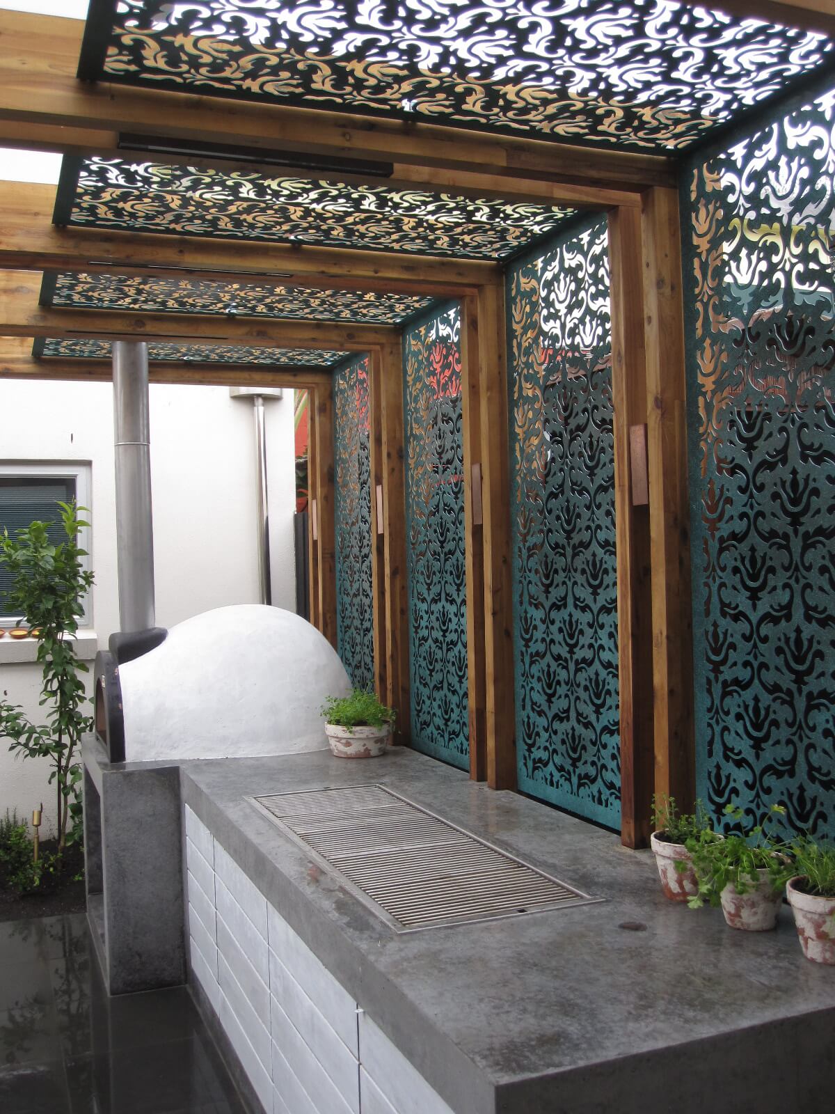 Mediterranean Screen Style Pergola