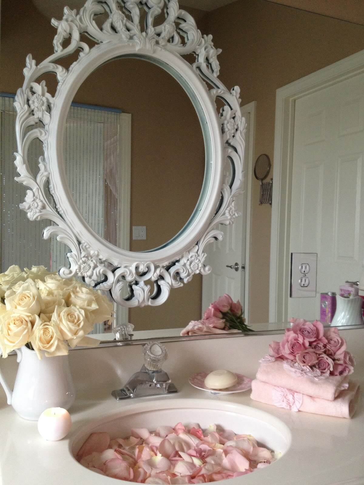 28 Best Shabby Chic Bathroom Ideas And Designs For 2020