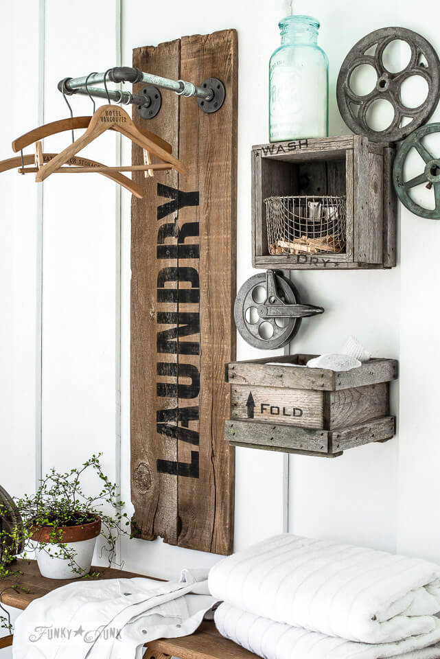 Wood Laundry Sign with Hanger Bar