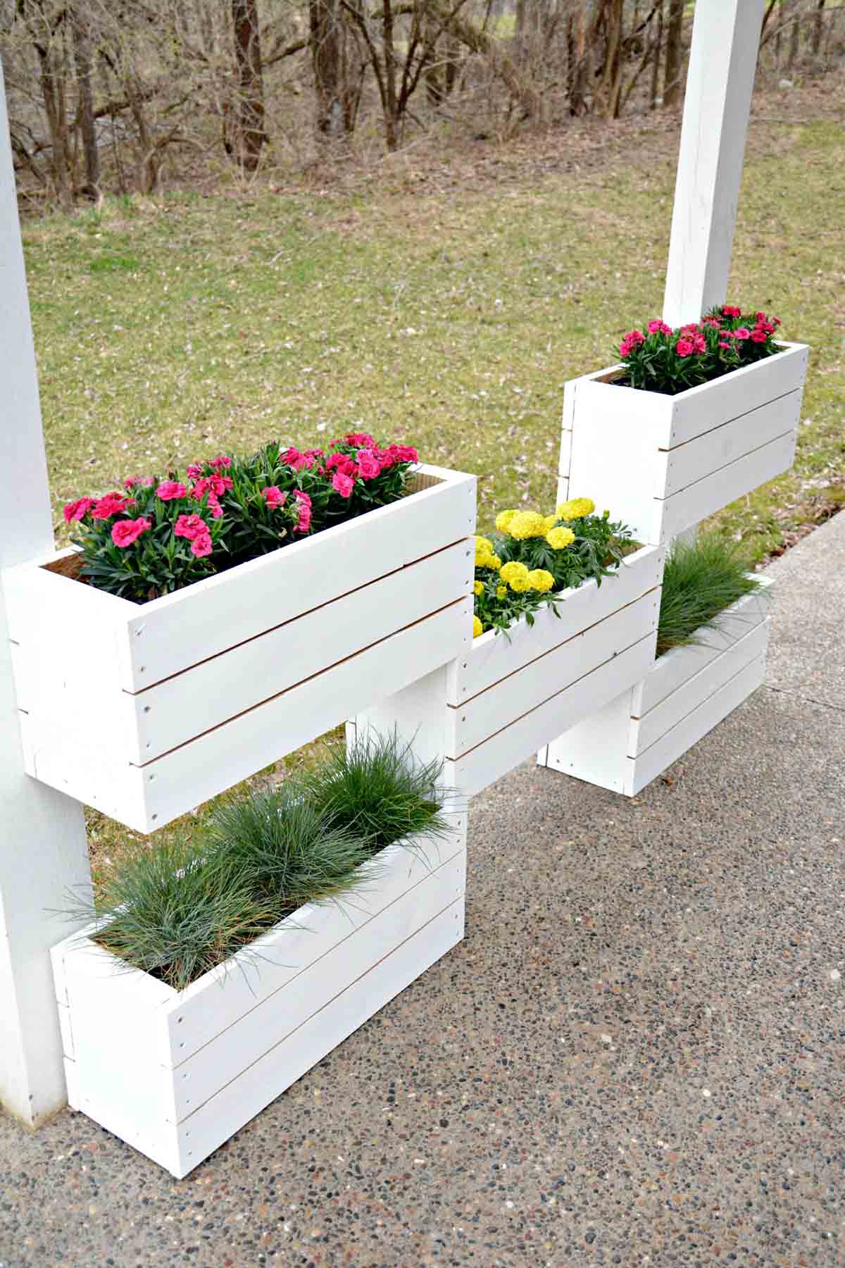 32 Best DIY Pallet and Wood  Planter  Box Ideas and Designs 