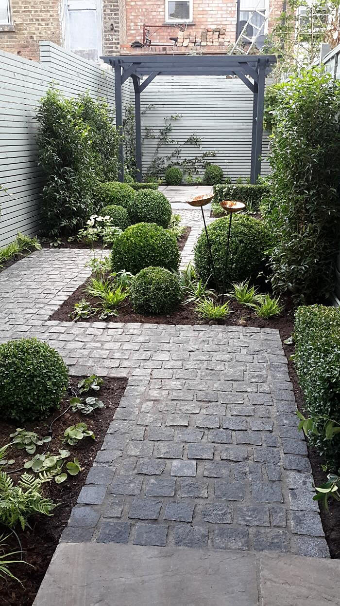 25 Best Garden Path And Walkway Ideas And Designs For 2018