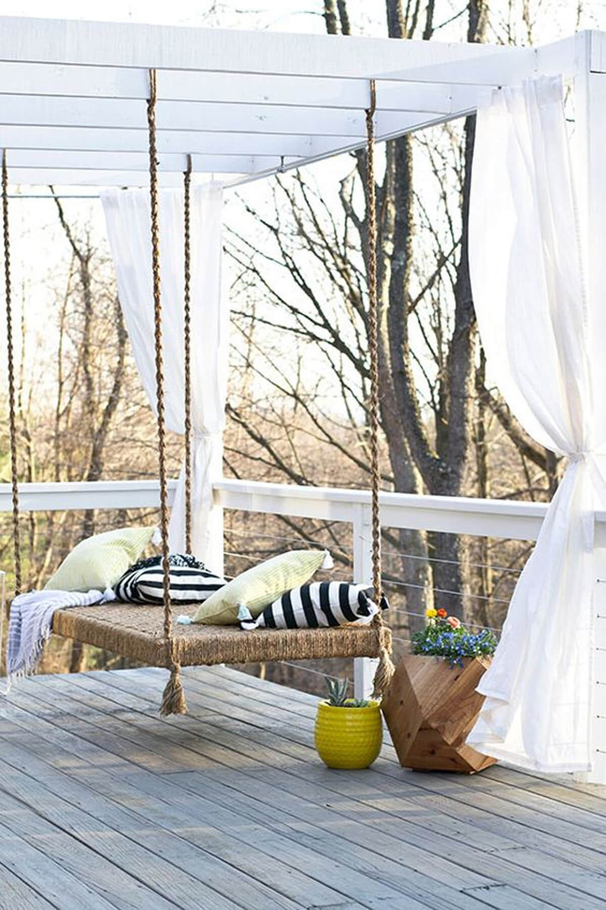 Charming Decktop Pergola Swing