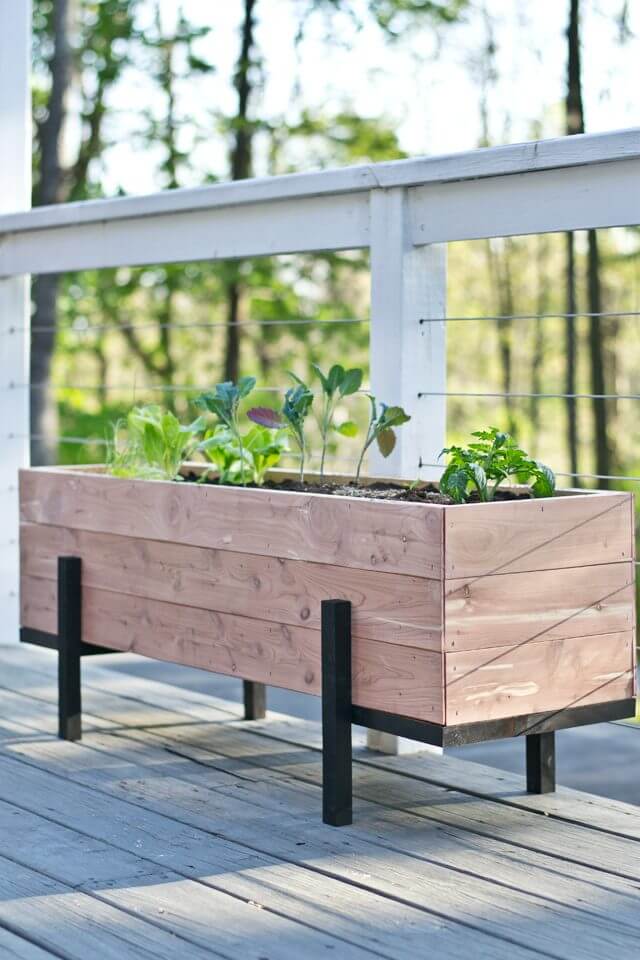 32 Best DIY Pallet and Wood Planter Box Ideas and Designs ...