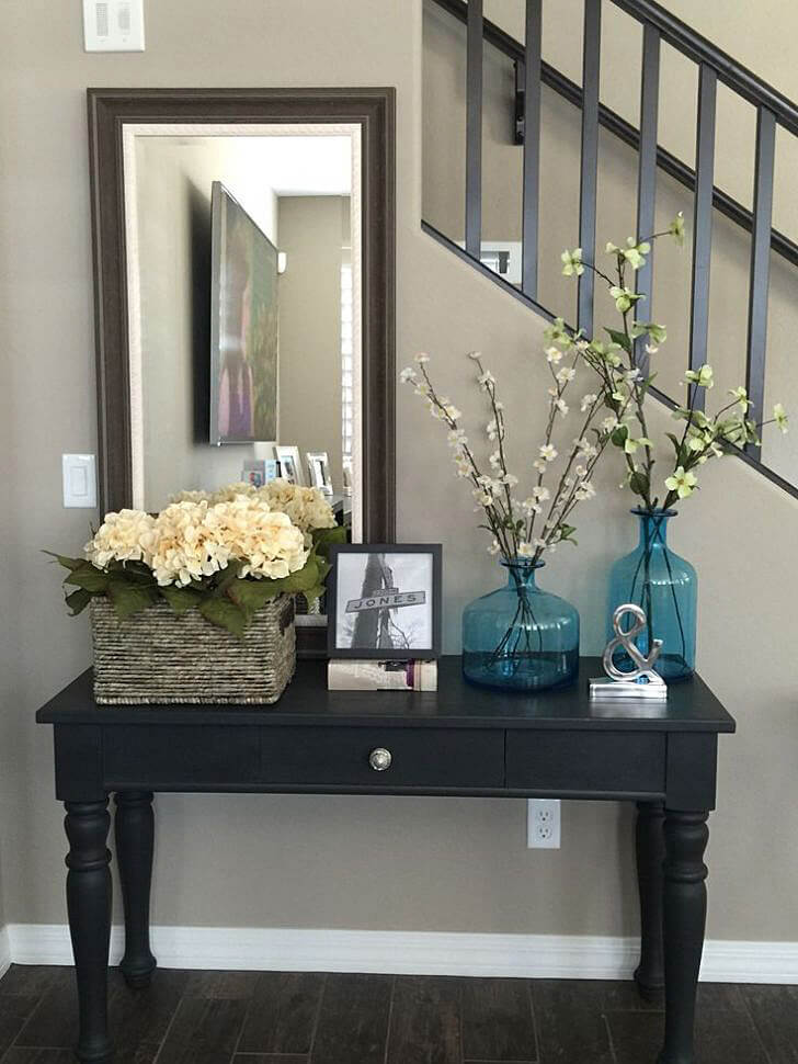 Classic Entryway Mirror Decoration Ideas