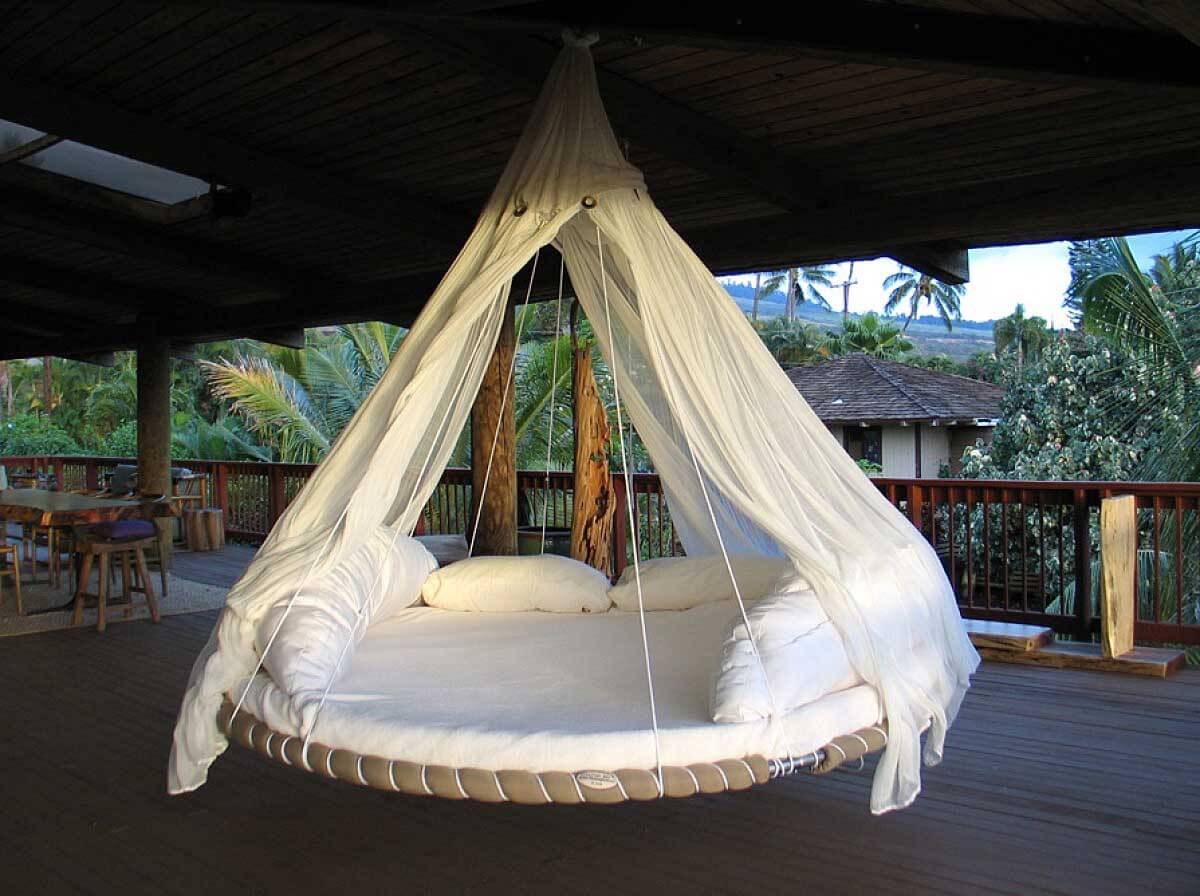 Wooden store swing bed