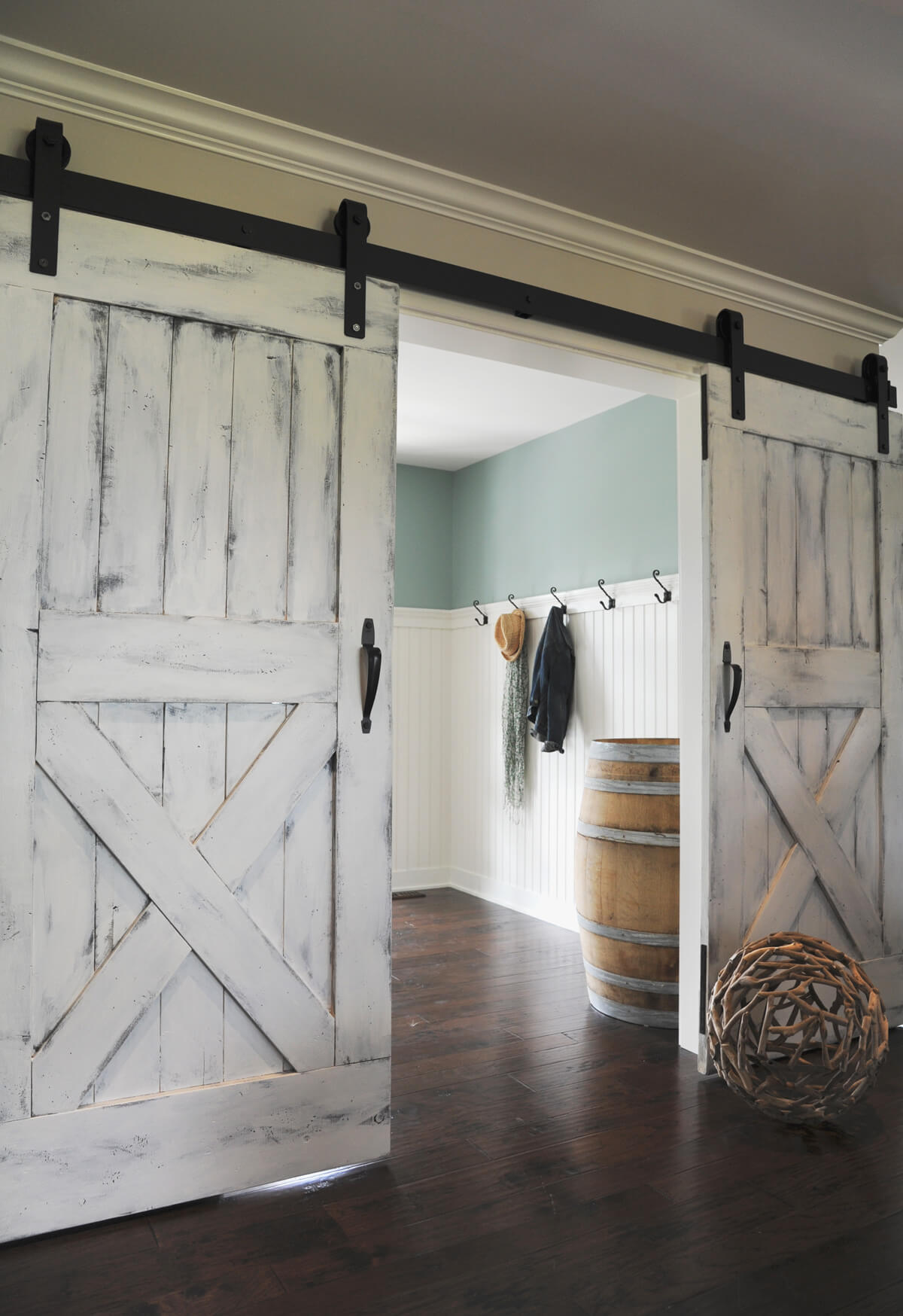 29 Best Sliding Barn Door Ideas And Designs For 2021