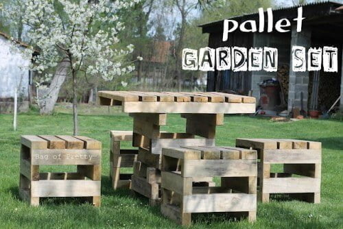 27 Best Outdoor Pallet Furniture Ideas And Designs For 2020