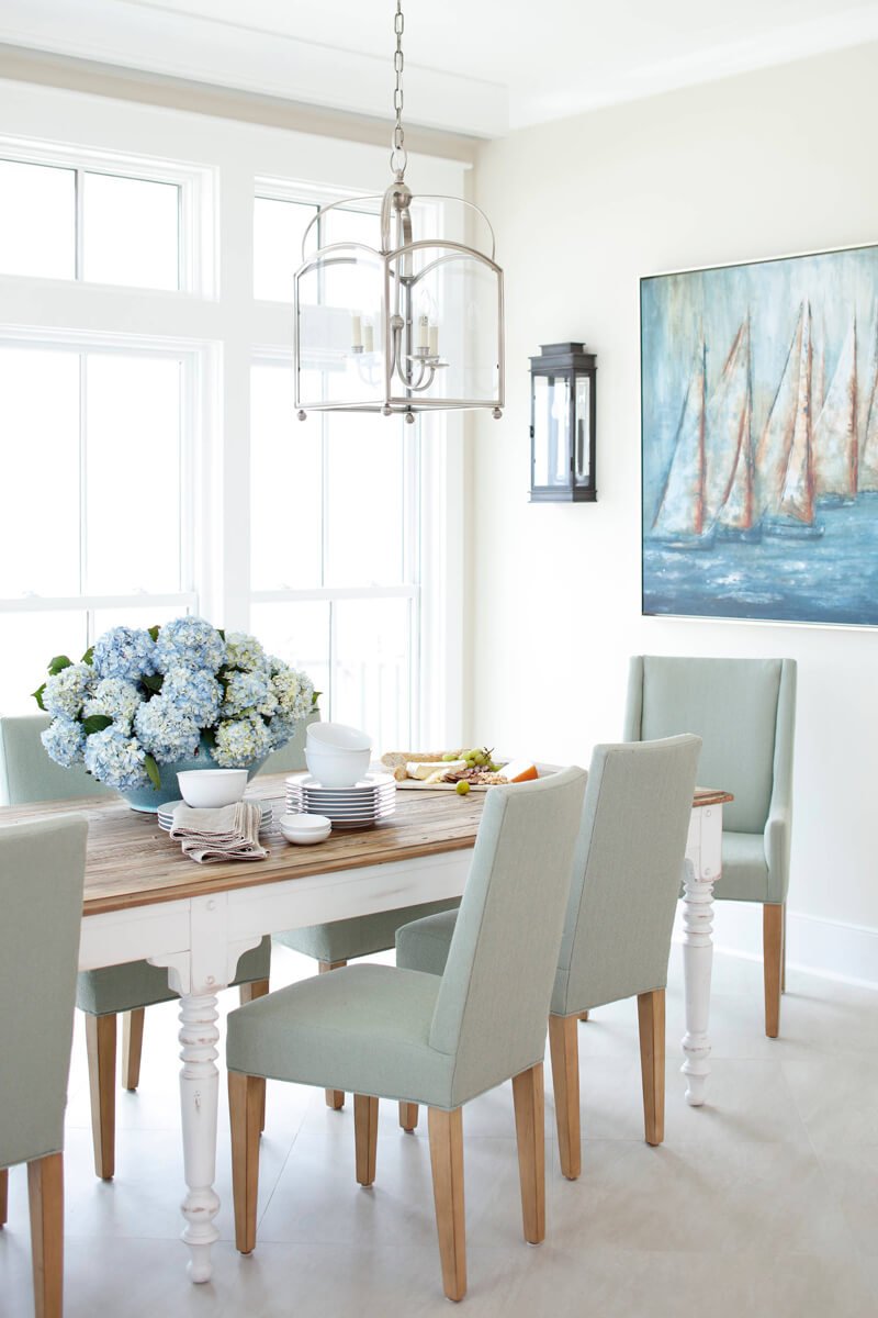 A Dining Space for a Coastal Cottage