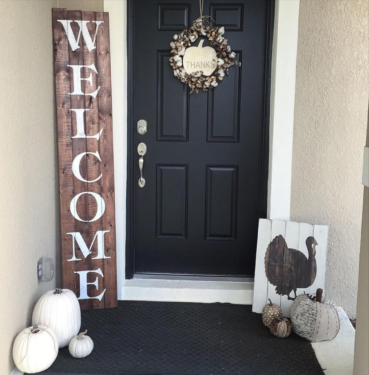 Best Front Porch Sign Designs And Diy, How To Make A Wooden Front Door Sign