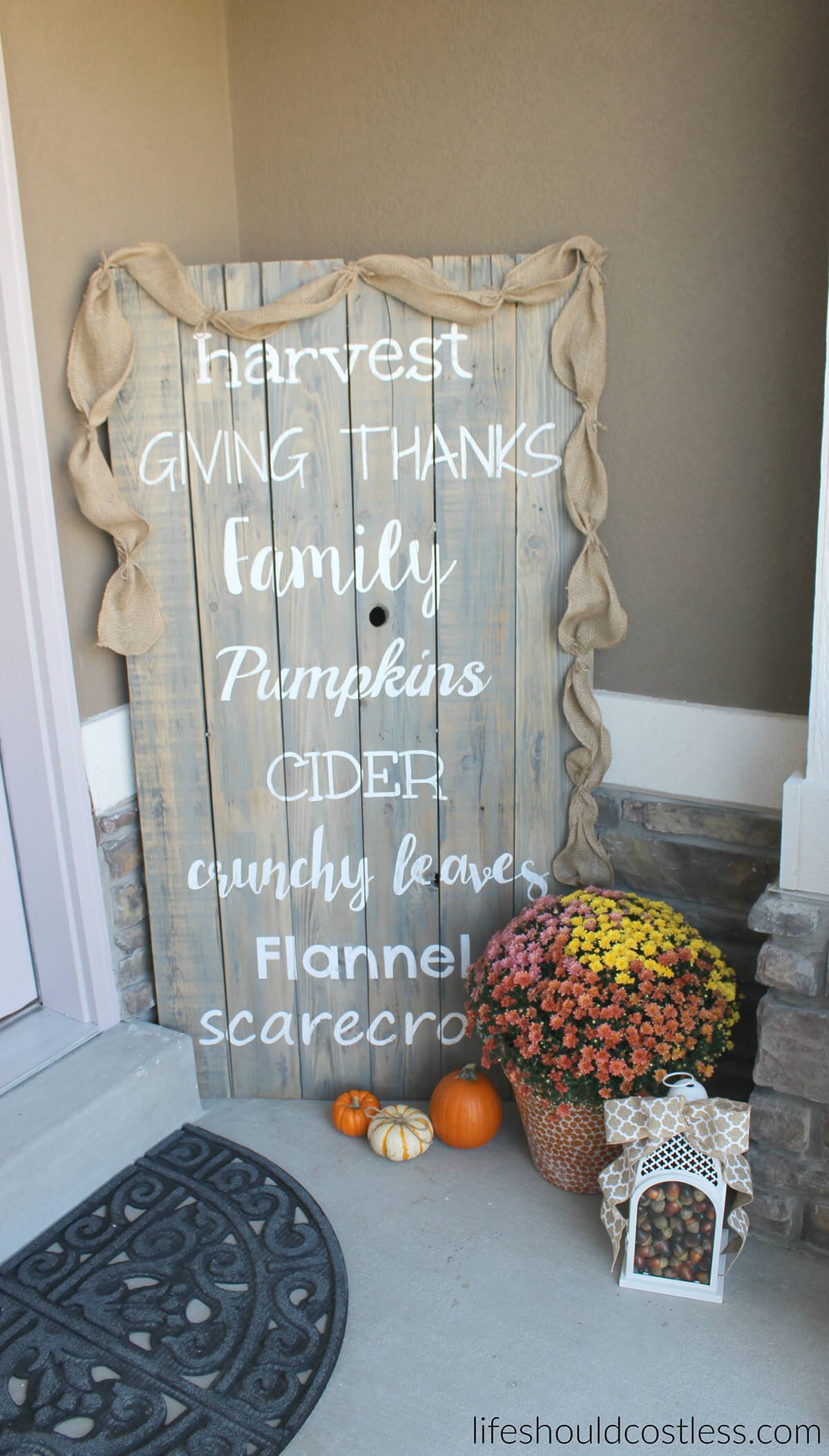 DIY Wooden Harvest Time Sign