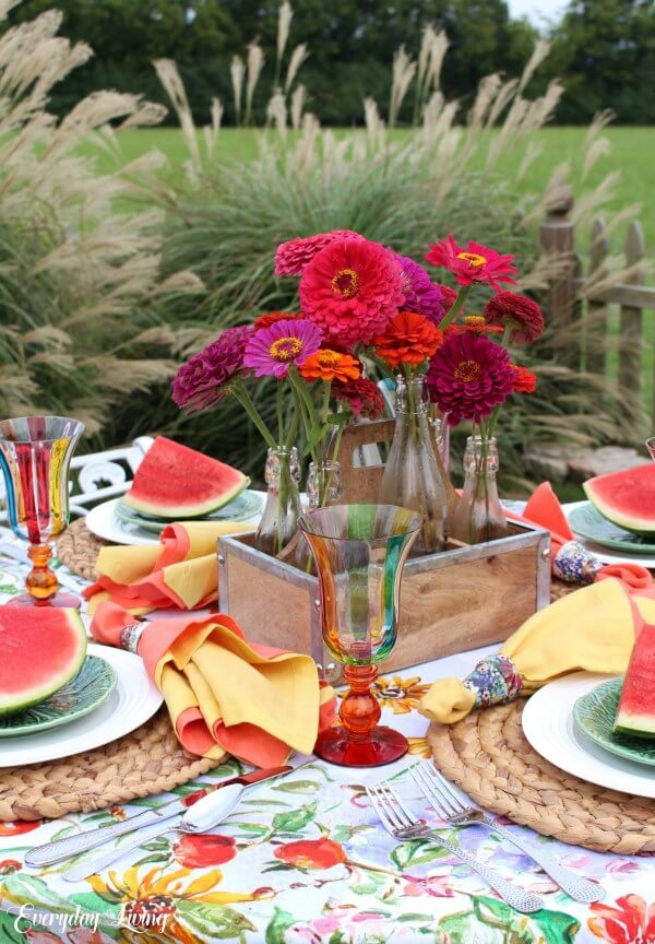meleg és színes virág témájú asztal D ons