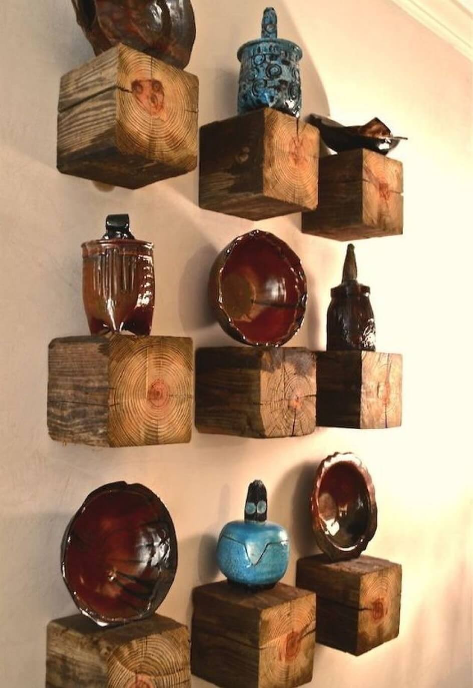 34 DIY Reclaimed Wood Projects Ideas And Designs For 2021