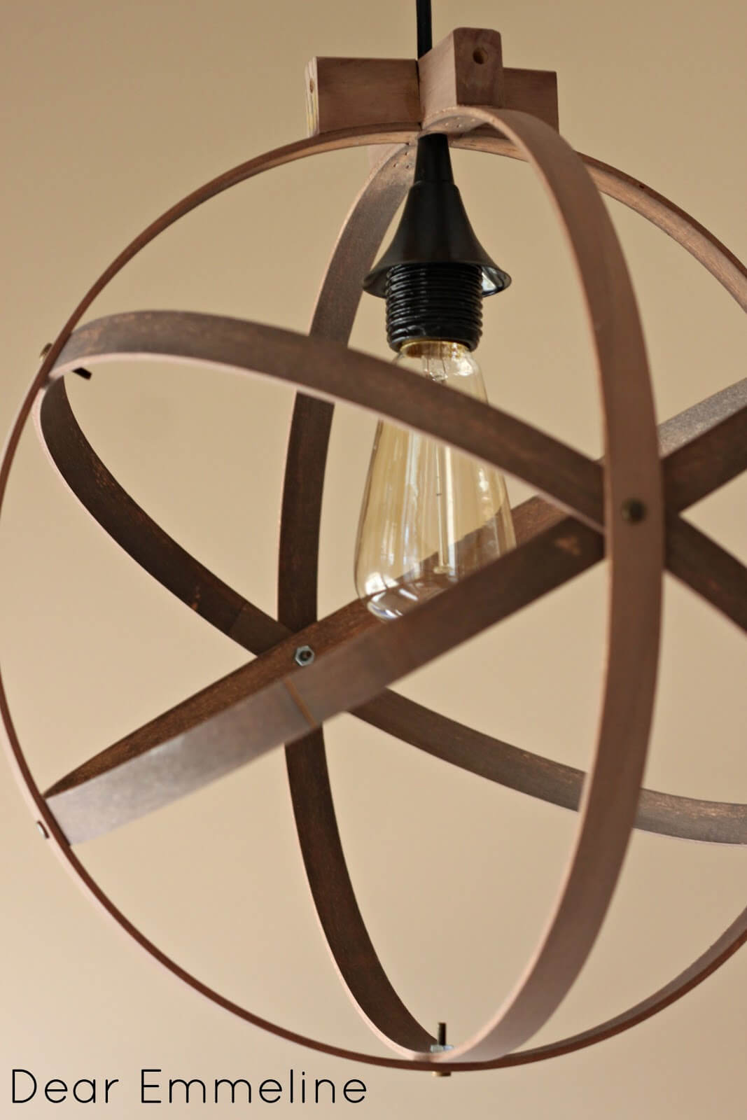 Attaches de lampe au design industriel rustique