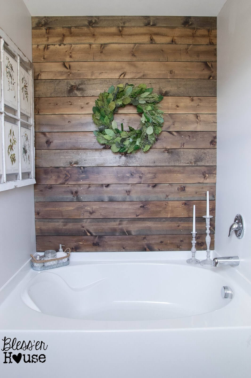 Sleek and Shiny Bathroom Wooden Wall