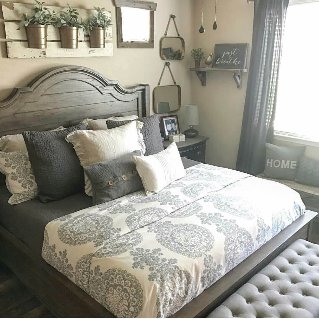 39 Best Farmhouse Bedroom Design And Decor Ideas For 2019