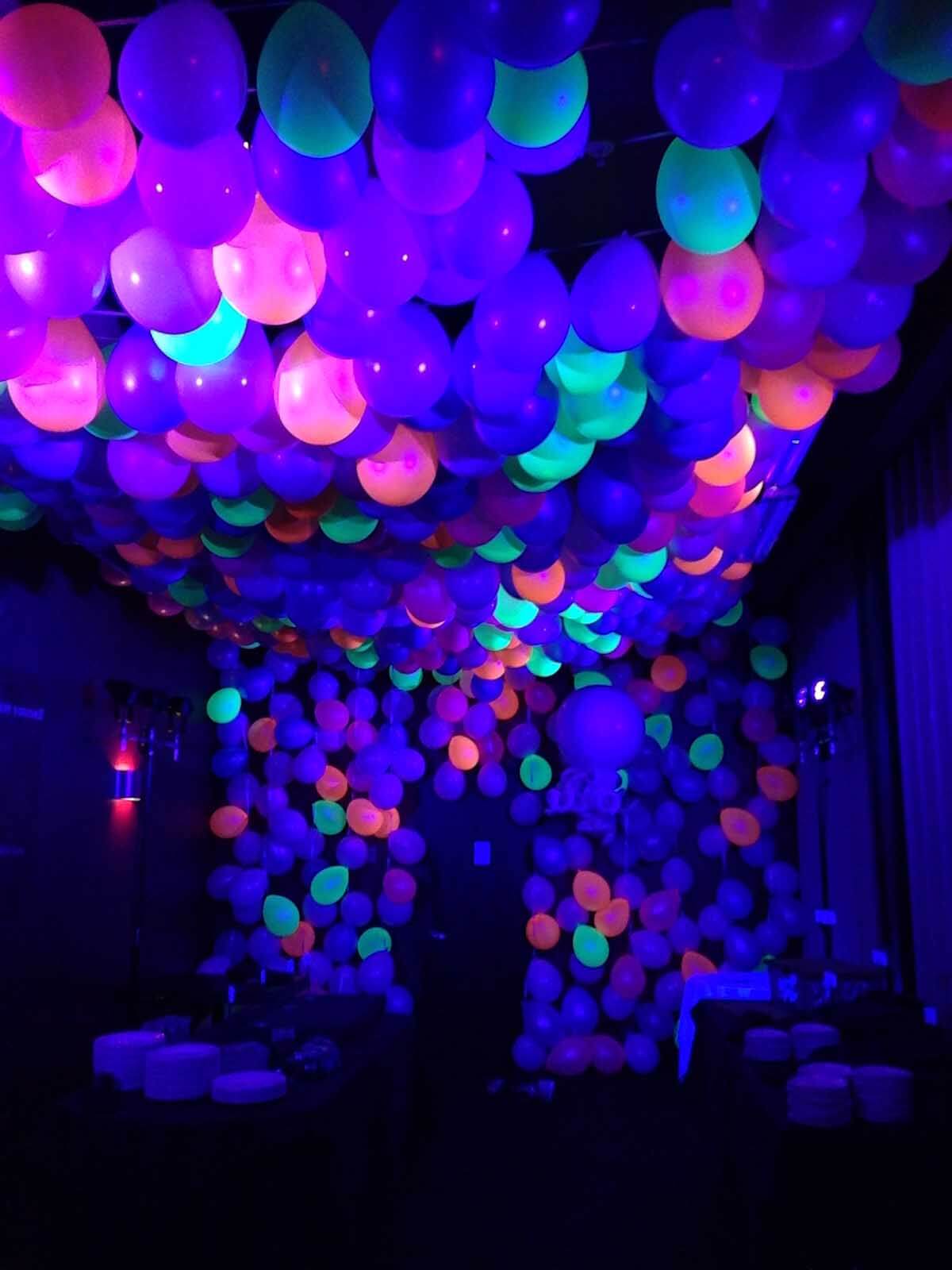 best glow in the dark balloons