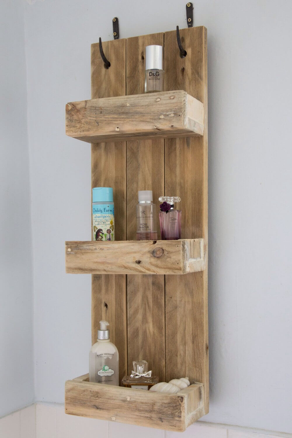 diy pallet shelves bathroom