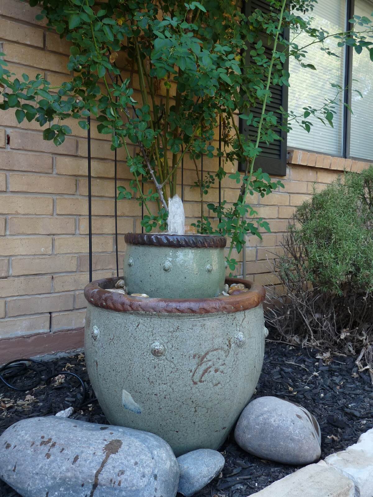 Big and Beautiful Planting Pots Fountain