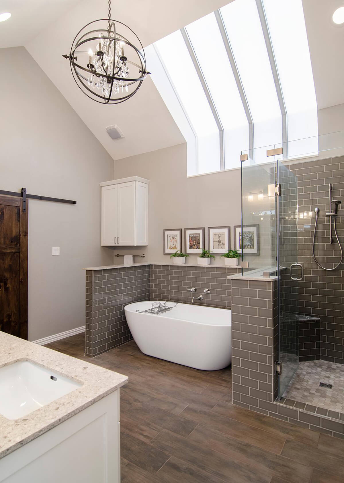 32 Best Master Bathroom Ideas and Designs for 2019