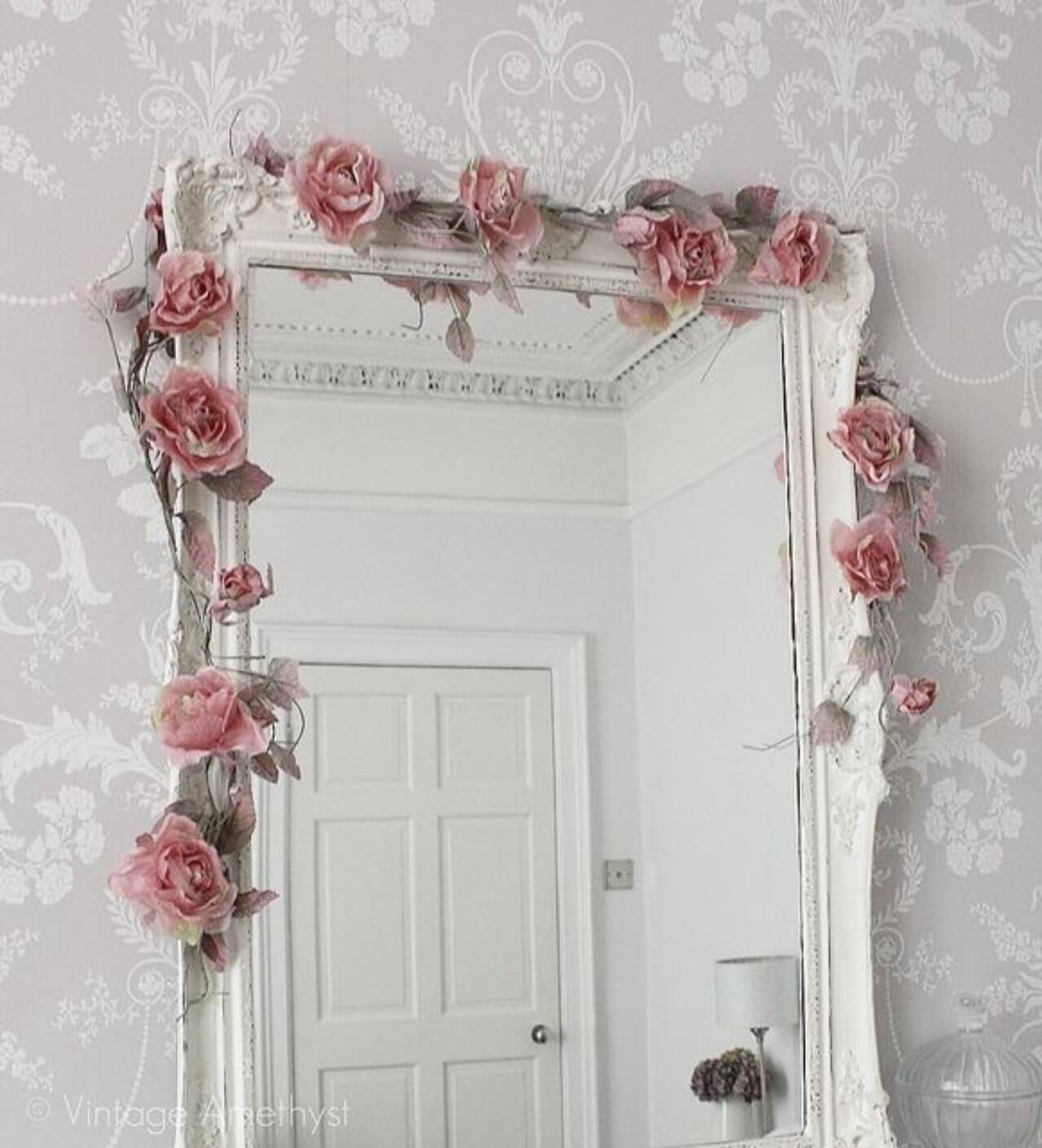  Bella Rosa Mirror Garland