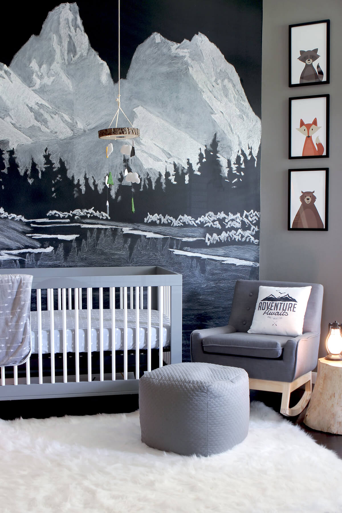 Bring the Outdoors Inside With a Larger-than-Life Mural