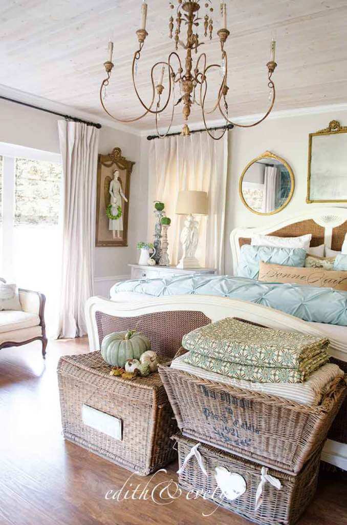 25+ best romantic bedroom decor ideas and designs for 2019