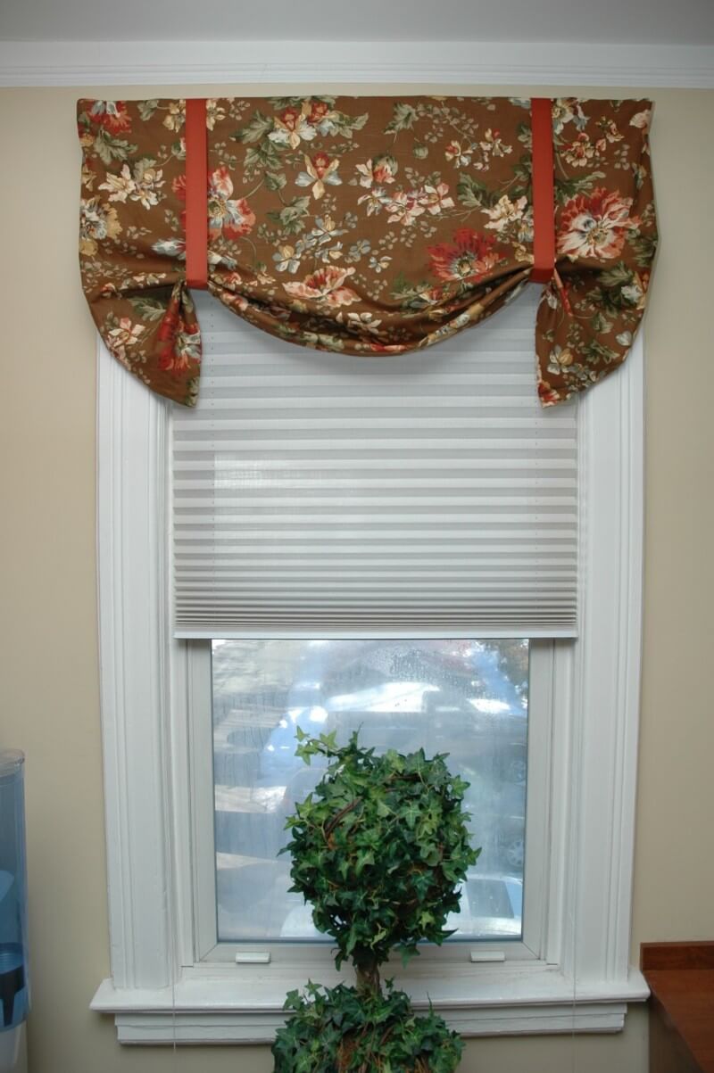 Simple Tie-up Curtains are Easy to Make