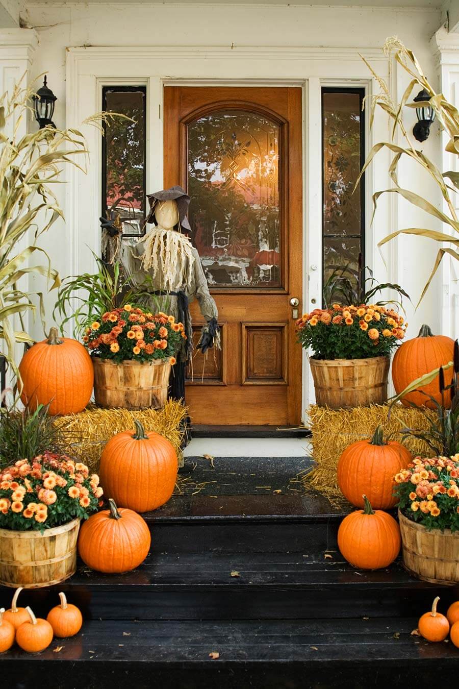 14 Easy Fall Door Decor Ideas That Are Borderline Genius Porch, Home, Front Door thumbnail