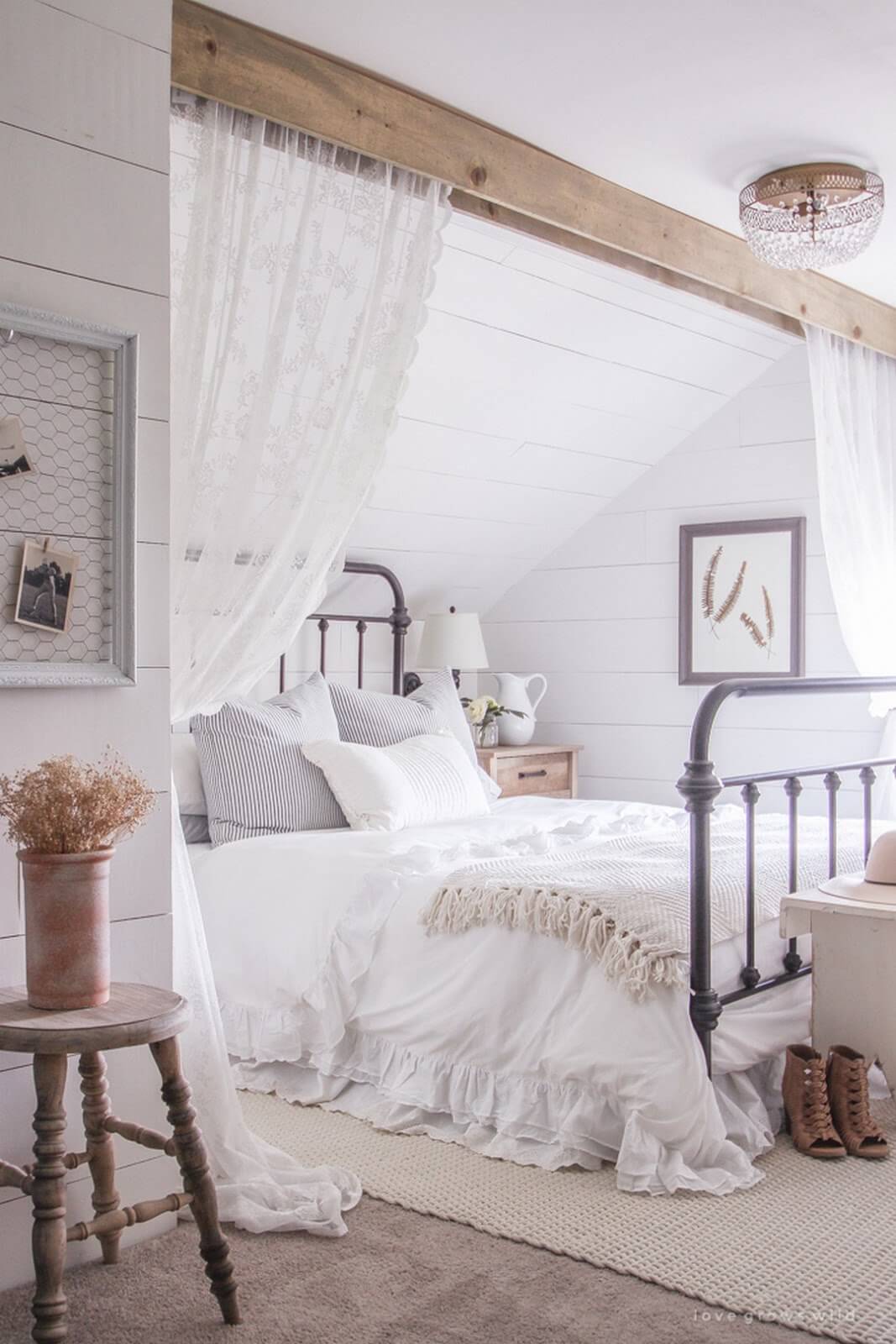 27 Best Rustic Shiplap Decor Ideas and Designs for 2020