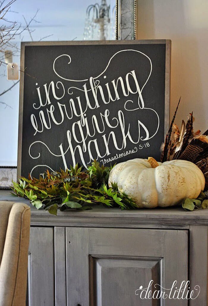 A Pretty Tabletop Display for Thanksgiving