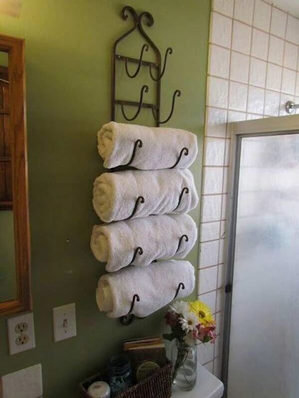 over the toilet towel storage ideas