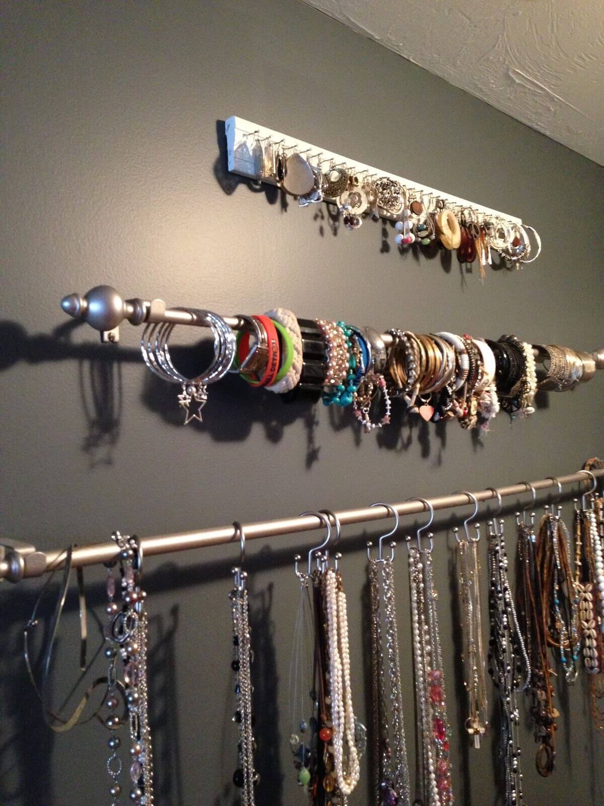 Easy, Elegant Curtain Rod Jewellery Organizer Ideas