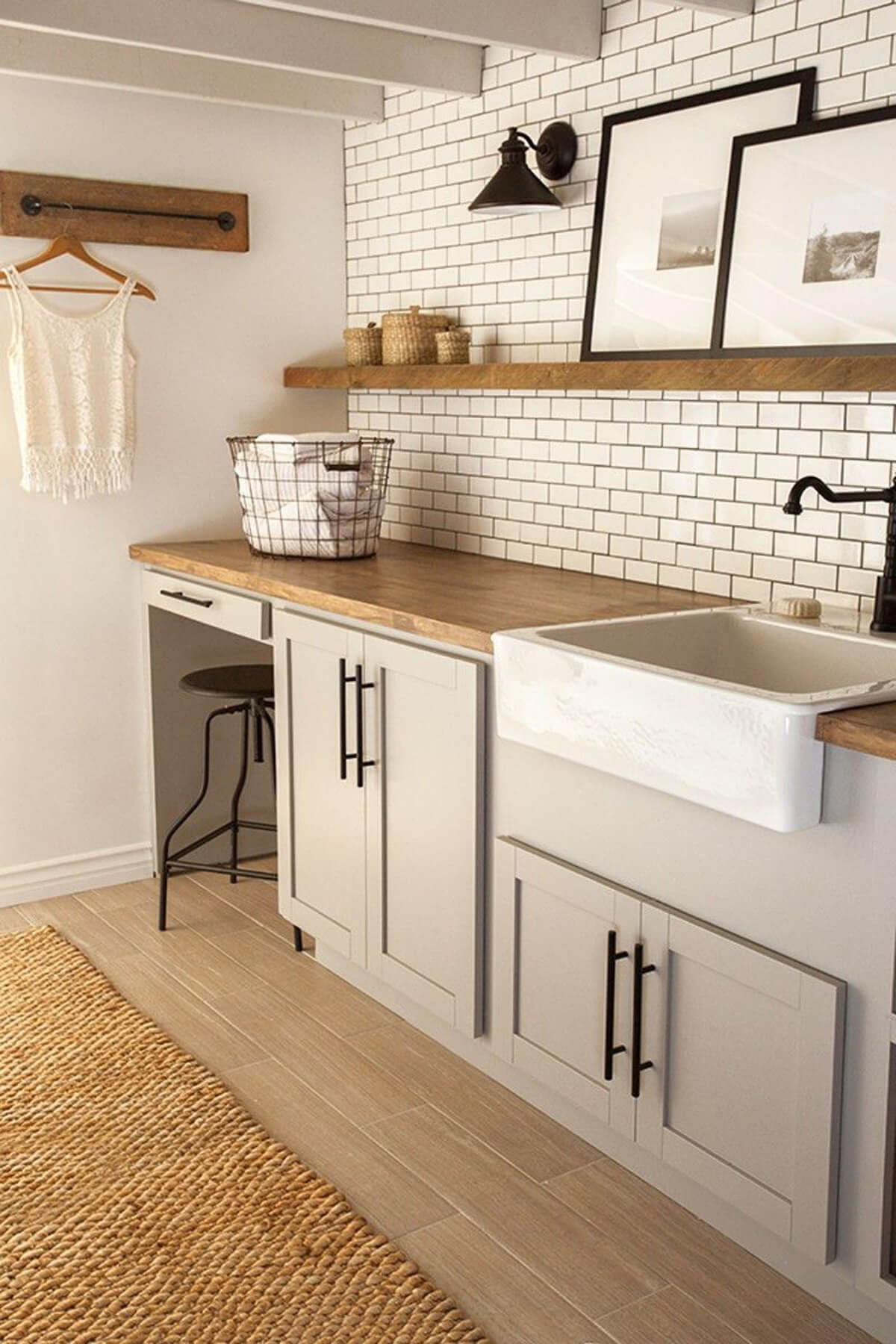 Brilliant Laundry Room Design Idea