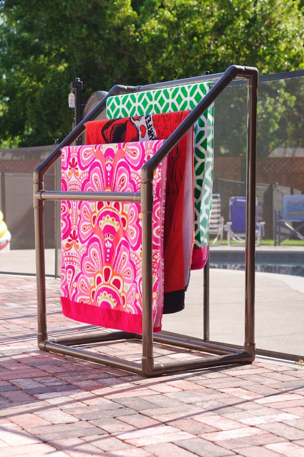 Lightweight Outdoor Towel Drying Station