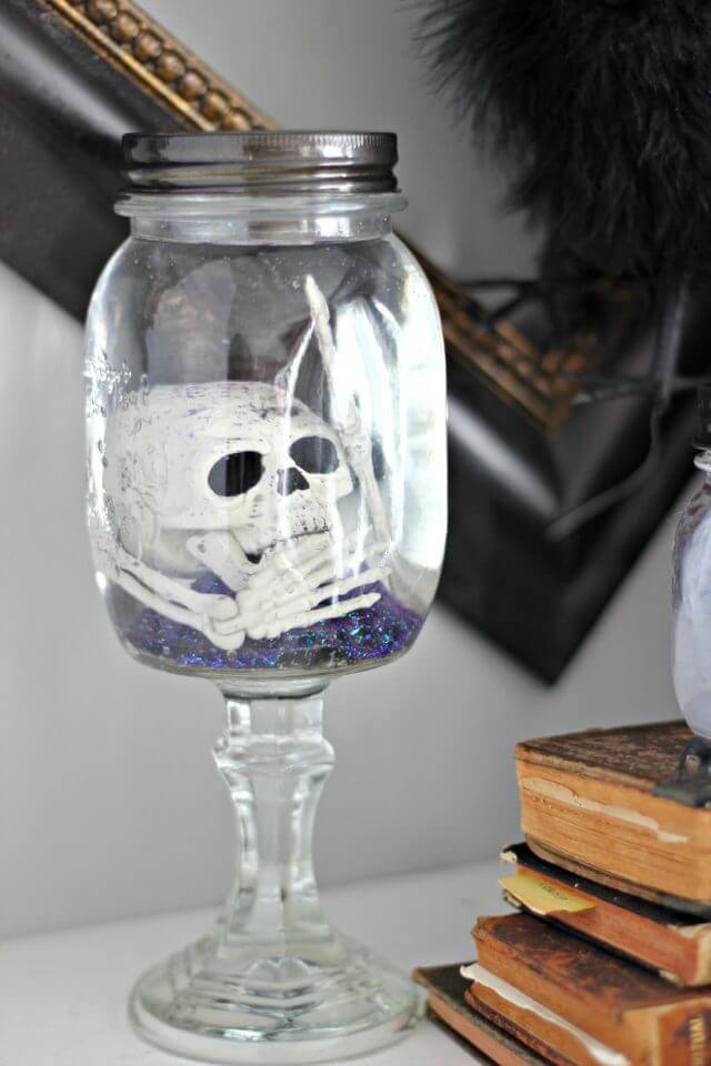Creepy Skeleton-In-A-Jar Halloween Craft