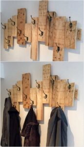 Staggered Barn Wood Wall Mounted Coat Hanger Homebnc Staggered Barn Wood Wall Mounted Coat Hanger