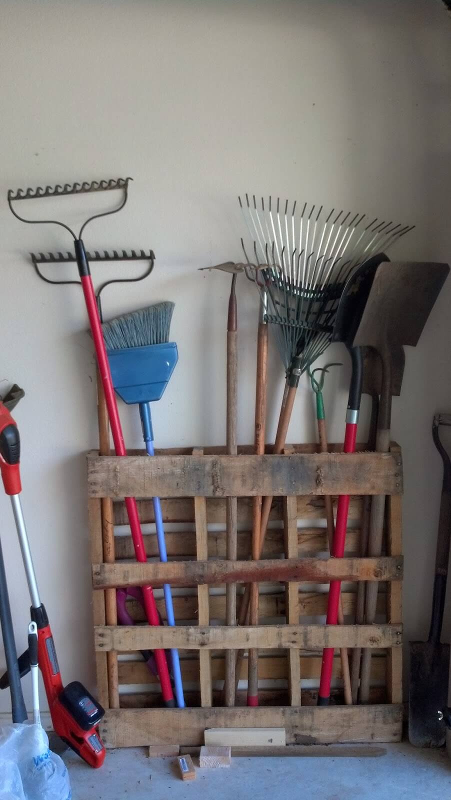 Repurposed Pallet Lawn Care Storage