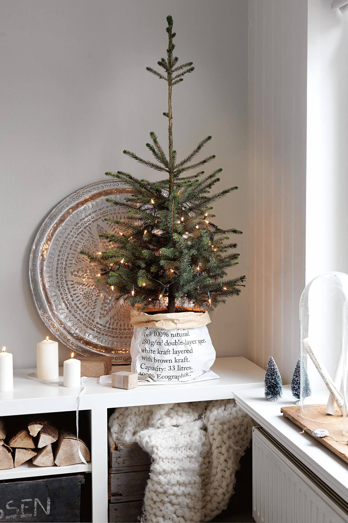 farmhouse christmas decor pictures