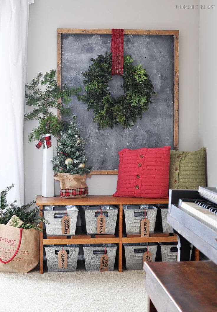 38 Best Rustic Farmhouse Christmas Decor Ideas and Designs for 2020