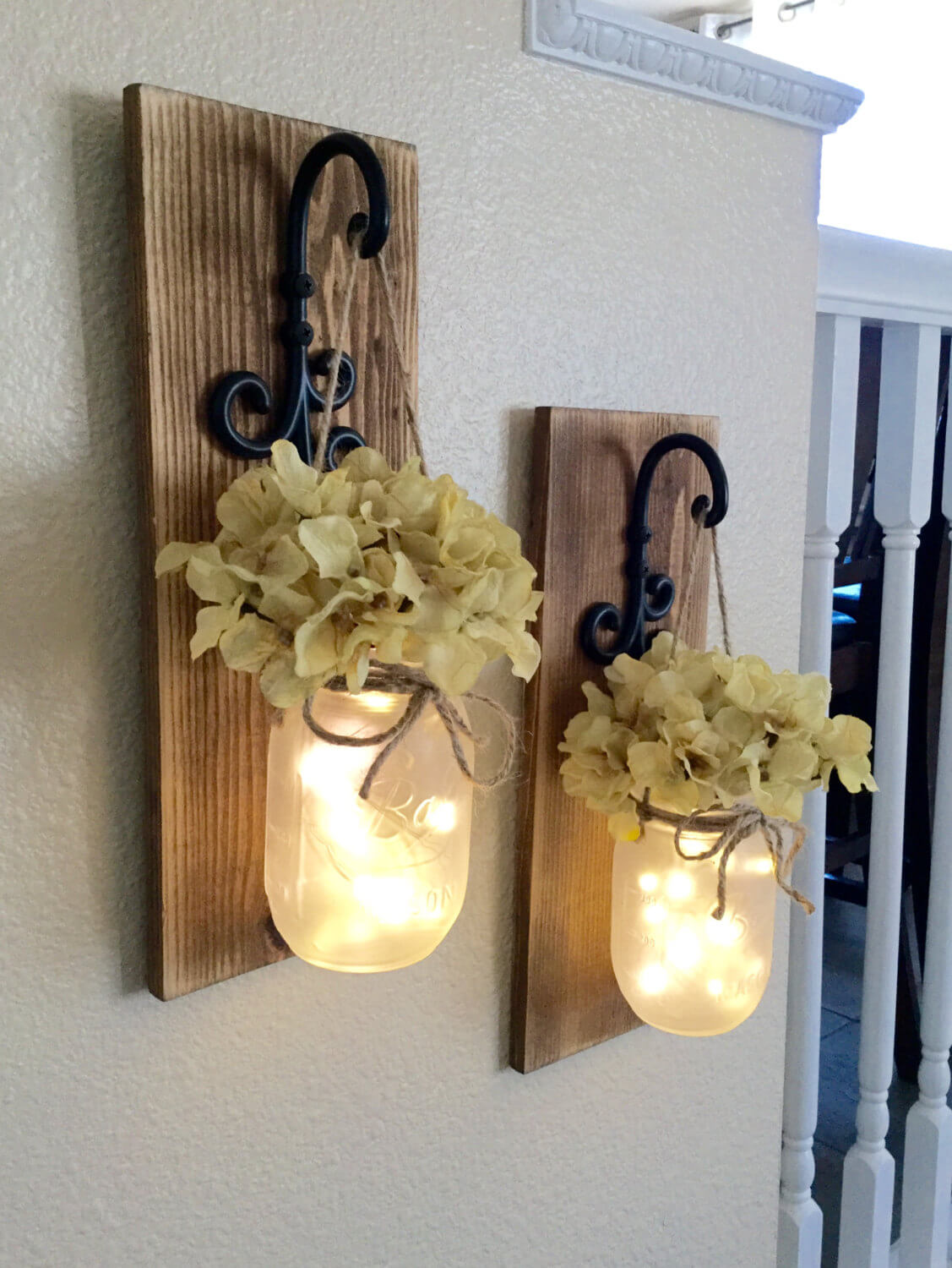  Farmhouse Wall Hanging Decor with Simple Decor