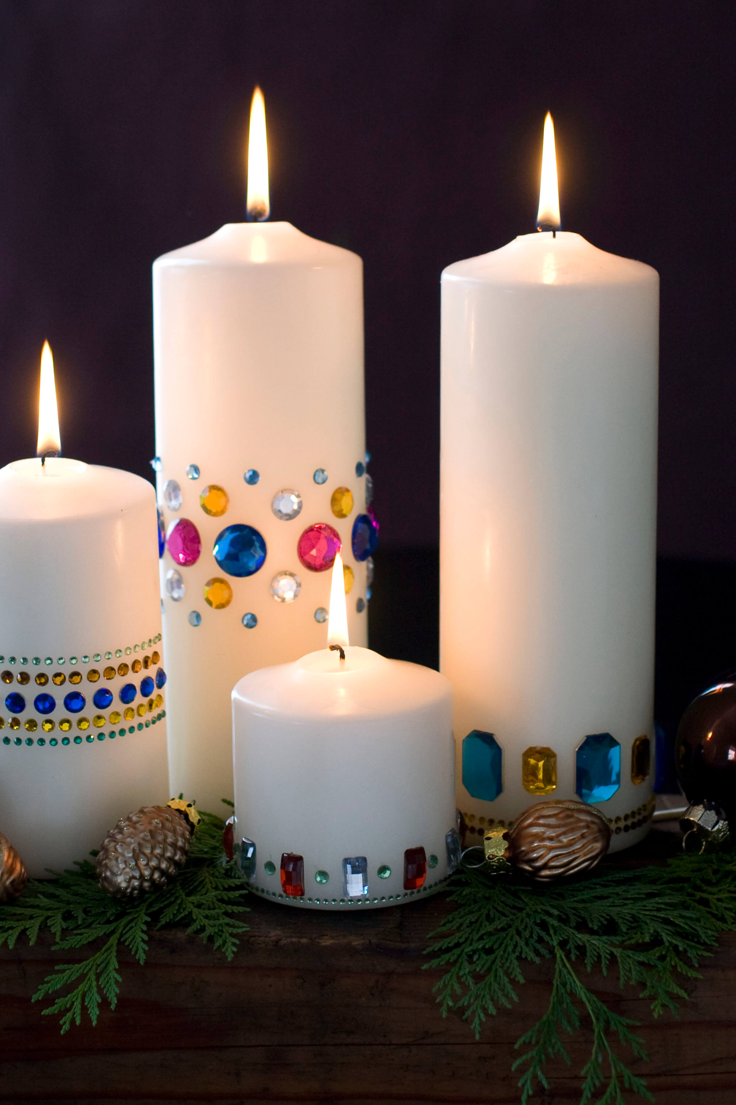 Adorn Candles with Jeweled Patterns