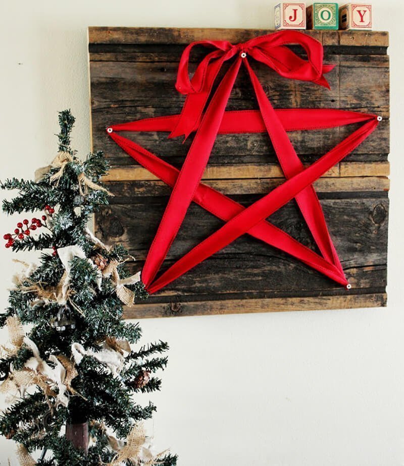 red and white christmas wall decor