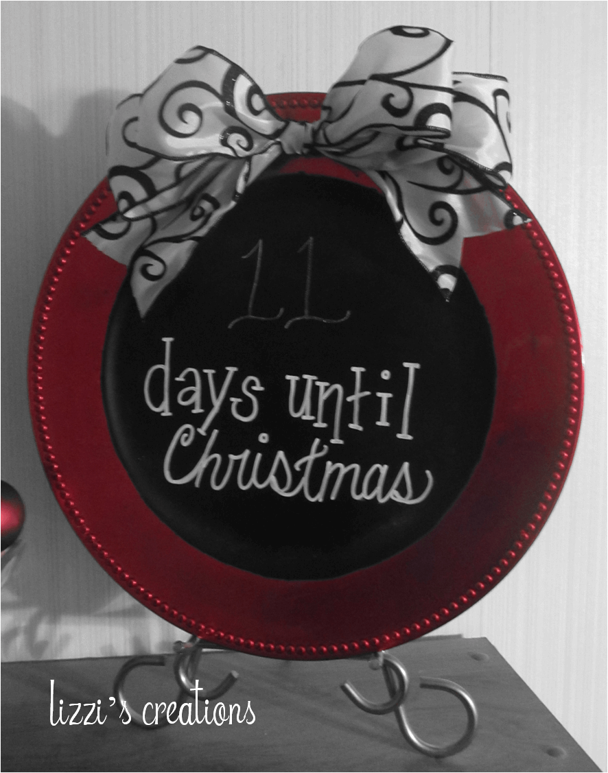 Easy Chalkboard Christmas Countdown Plate