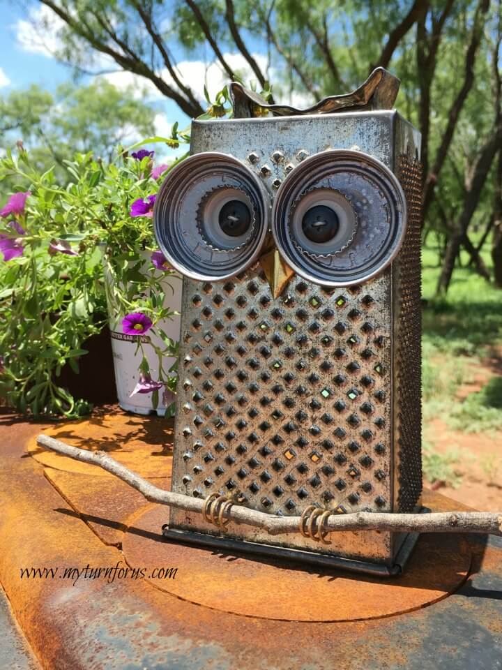 Awesome Rusty Kitchen Grater Owl