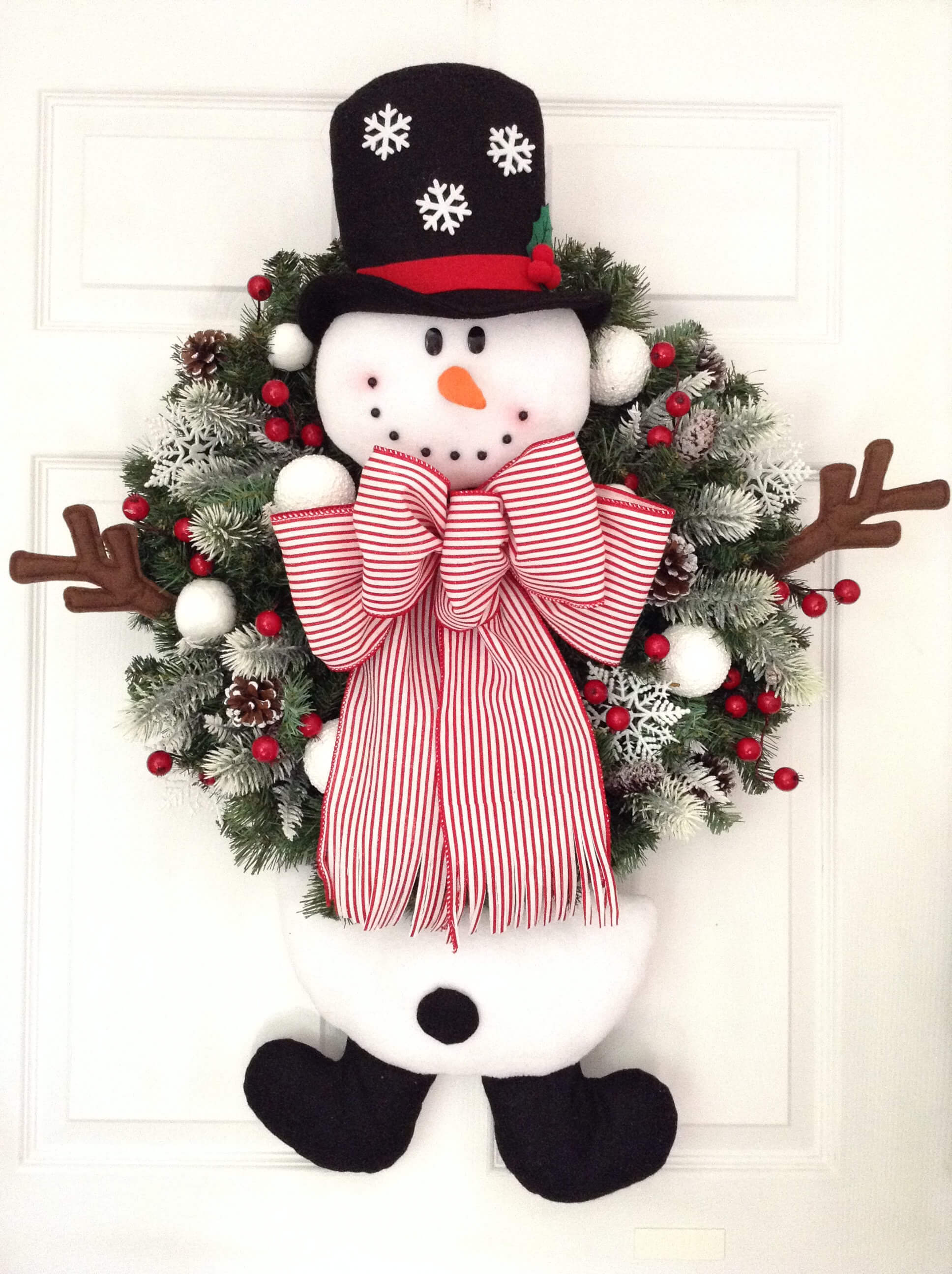 36 Best Christmas Wreath Ideas and Designs for 2021