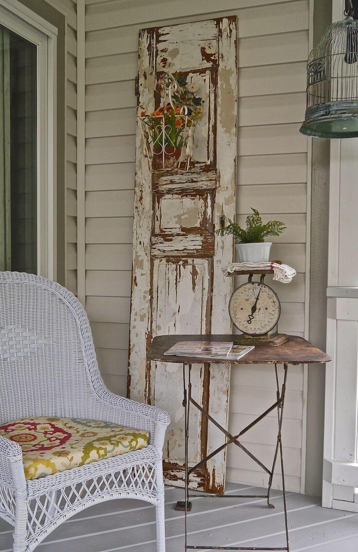 Another Great Old Door Decorating Idea