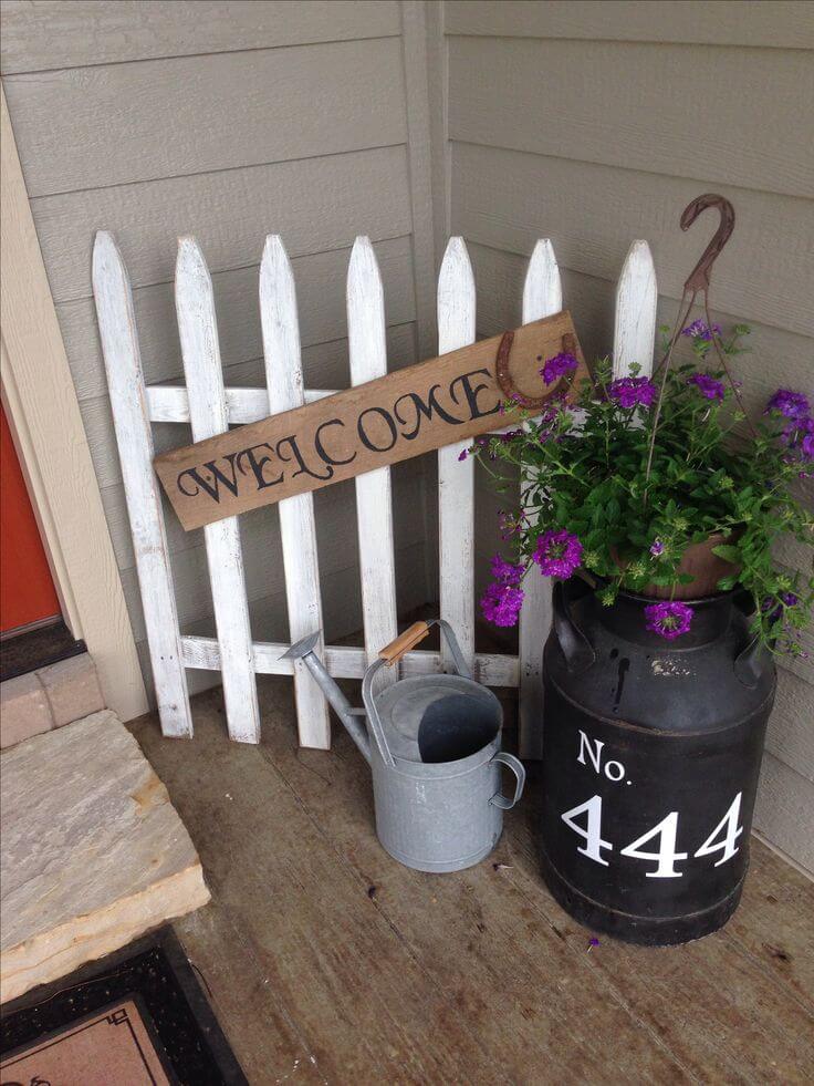 A White Picket Fence Welcome