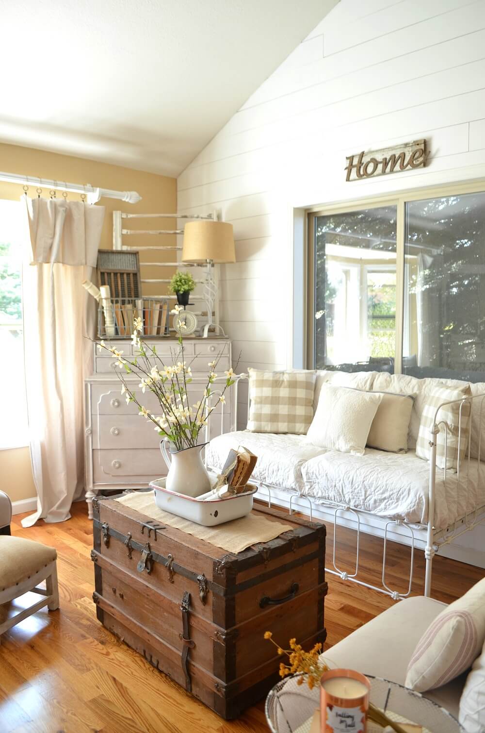 50 Best Farmhouse  Furniture  and Decor Ideas  and Designs 